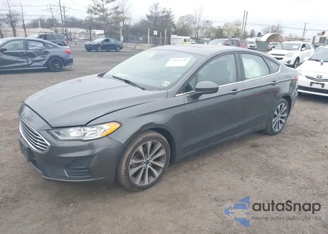 2019 Ford Fusion Se z USA, uszkodzony, nr VIN 3FA6P0T97KR244947